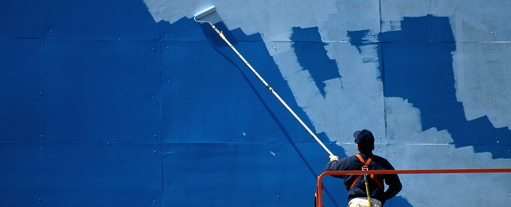 Seamless wall painting